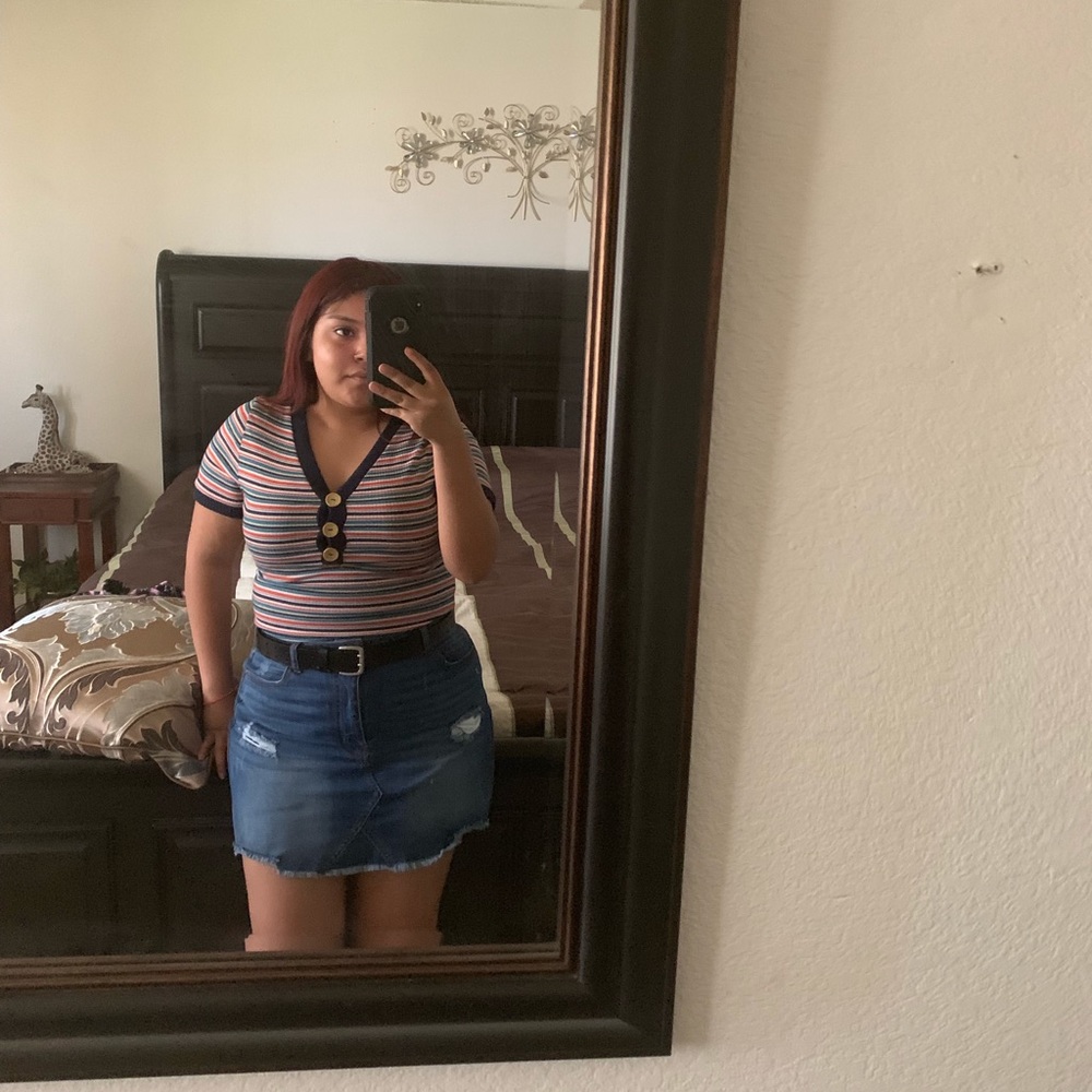 Meet your Posher, Chapis